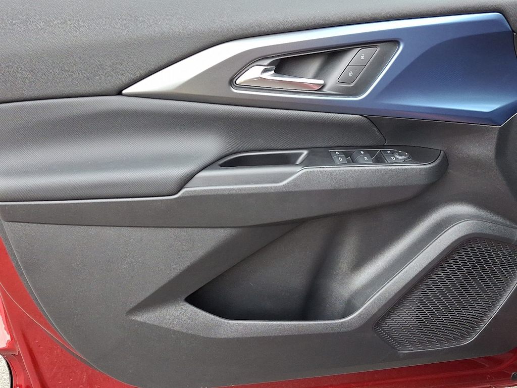 Thumbnail: 2025 Chevrolet Equinox - 14