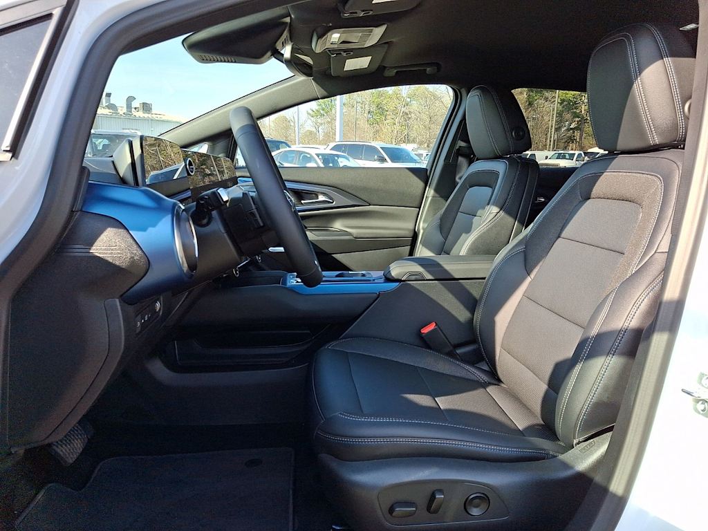 Thumbnail: 2026 Chevrolet Equinox - 8
