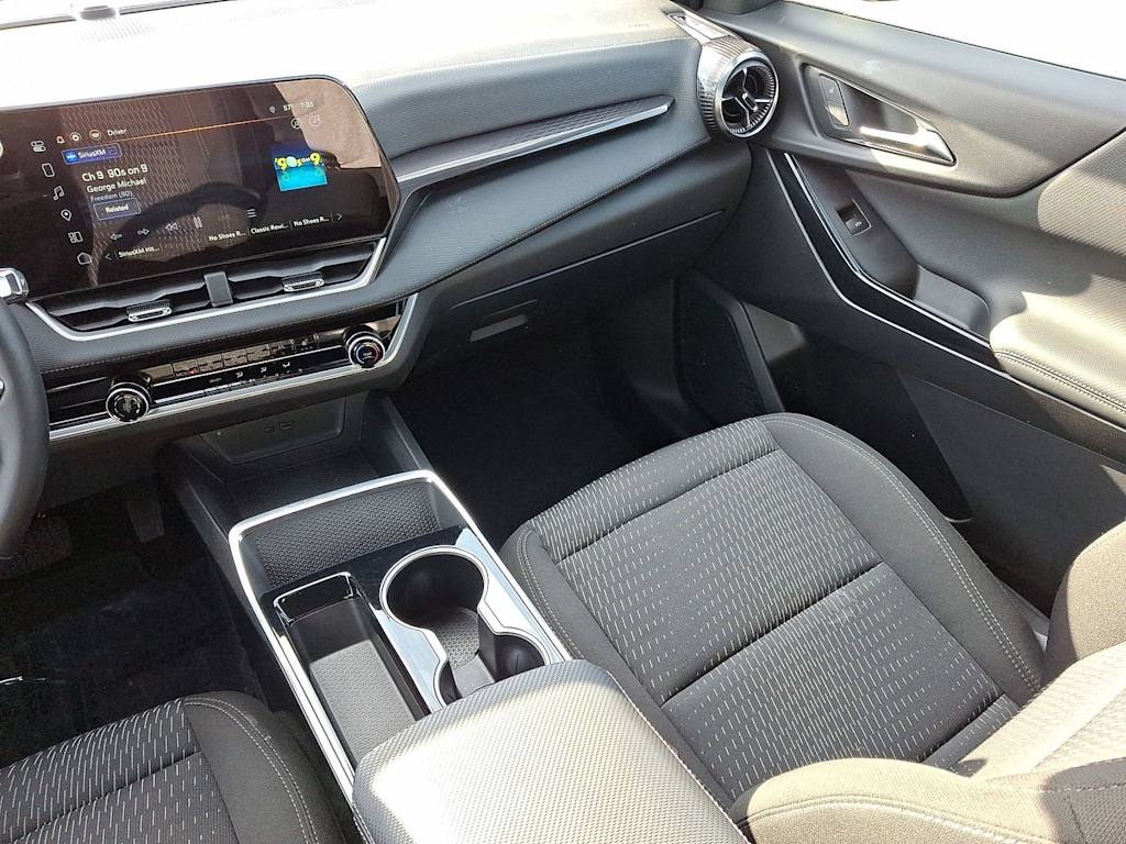 Thumbnail: 2025 Chevrolet Equinox - 12