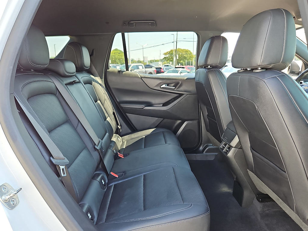 Thumbnail: 2025 Chevrolet Equinox - 37