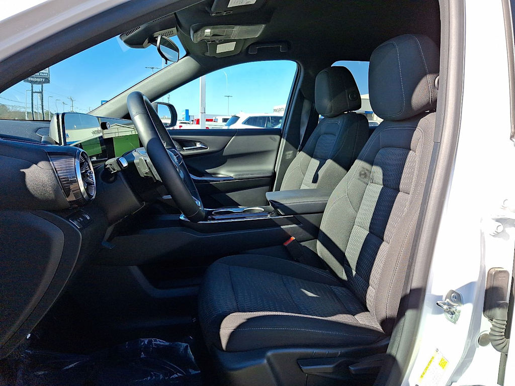 Thumbnail: 2025 Chevrolet Equinox - 8