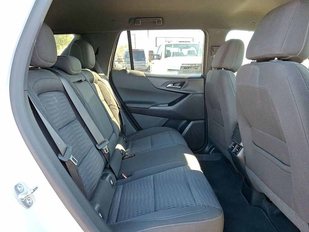 Thumbnail: 2025 Chevrolet Equinox - 35