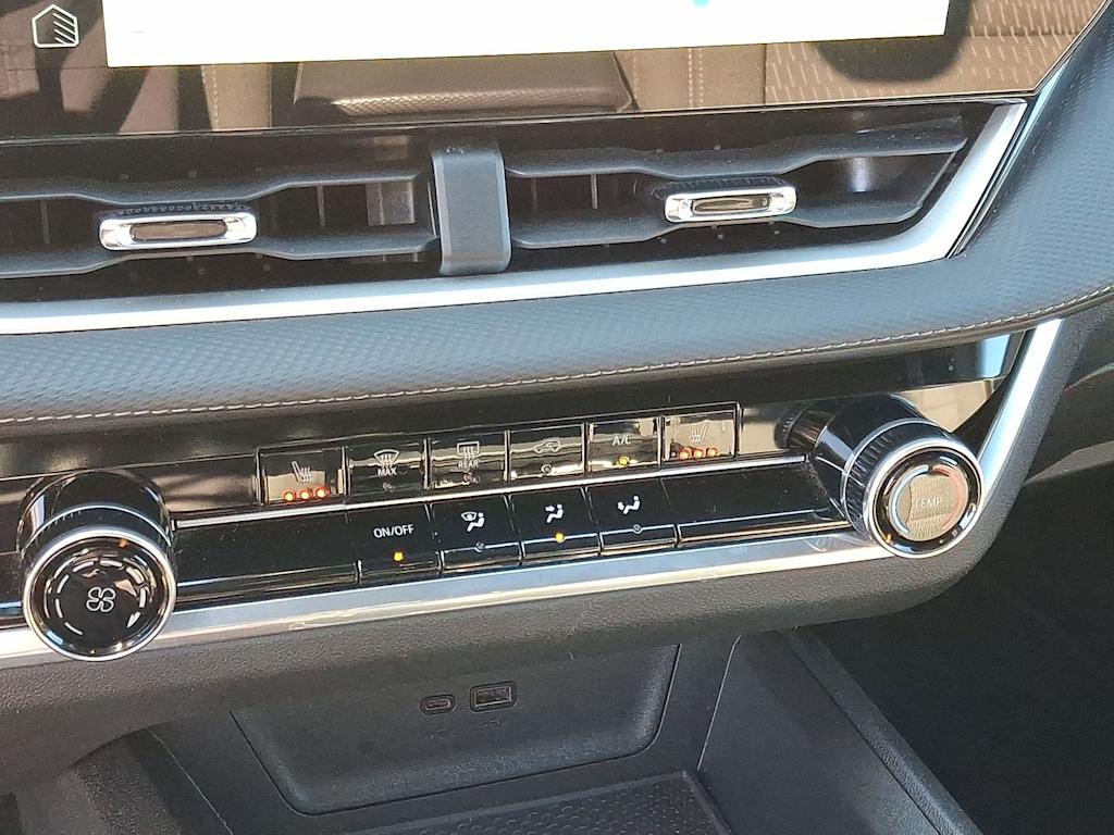 Thumbnail: 2025 Chevrolet Equinox - 29