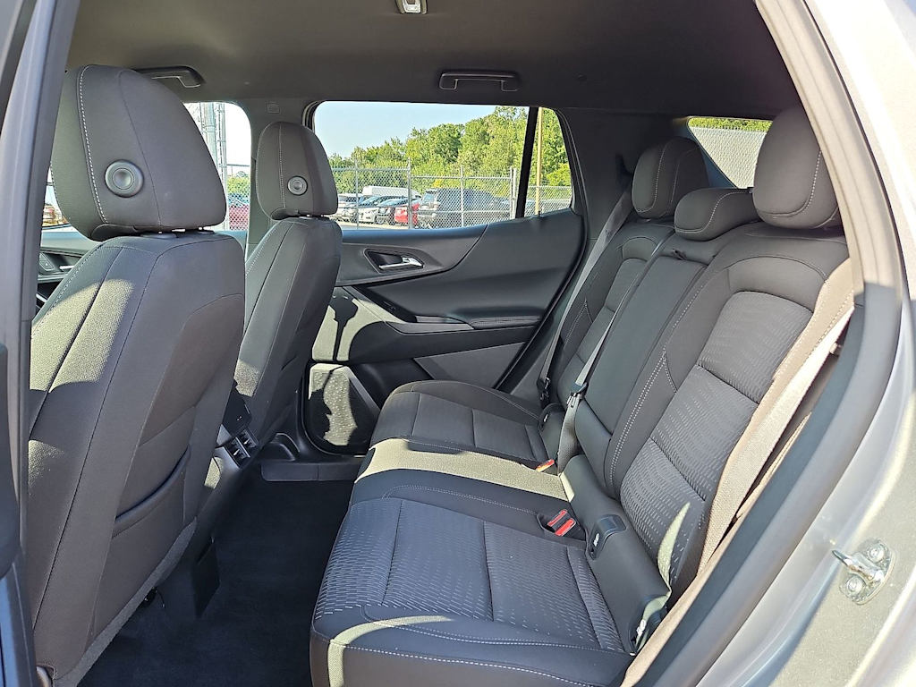 Thumbnail: 2025 Chevrolet Equinox - 36