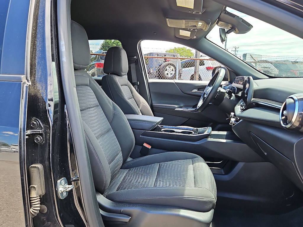 Thumbnail: 2025 Chevrolet Equinox - 9