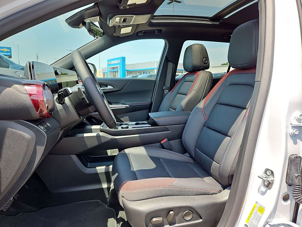 Thumbnail: 2026 Chevrolet Equinox - 9