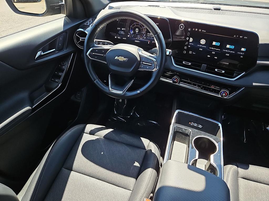 Thumbnail: 2025 Chevrolet Equinox - 2