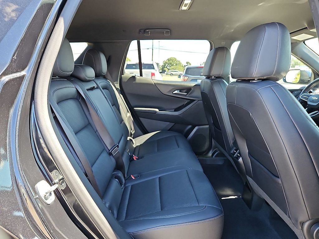 Thumbnail: 2025 Chevrolet Equinox - 37