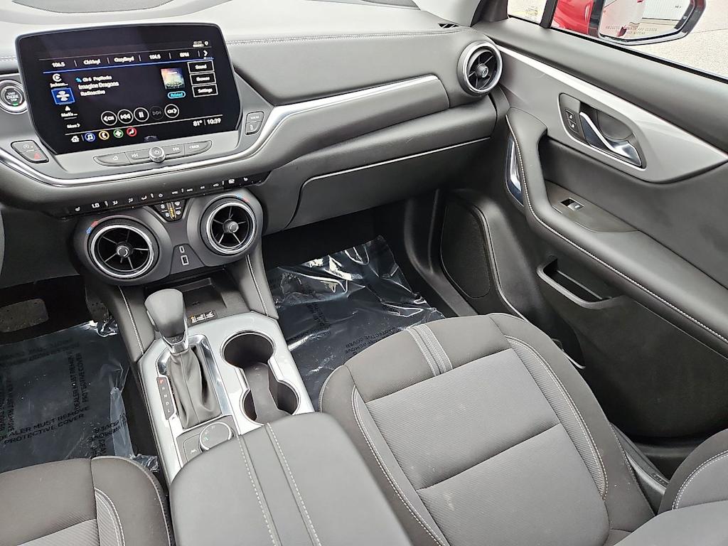 Thumbnail: 2023 Chevrolet Blazer - 16