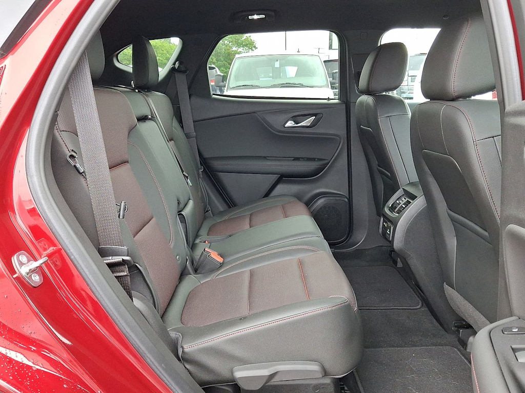 Thumbnail: 2019 Chevrolet Blazer - 36