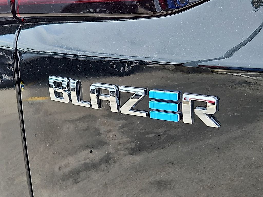 Thumbnail: 2026 Chevrolet Blazer EV - 22