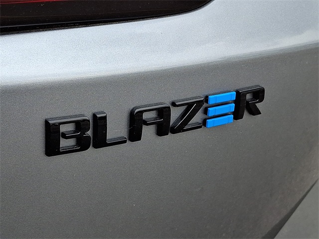 Thumbnail: 2025 Chevrolet Blazer EV - 21