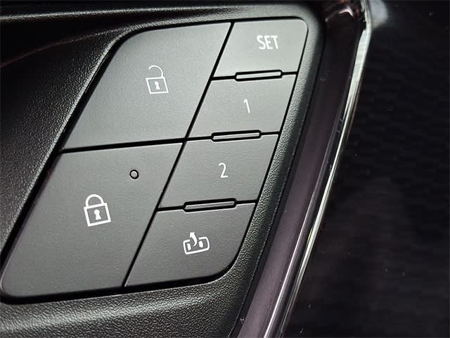 Thumbnail: 2025 Chevrolet Blazer EV - 19