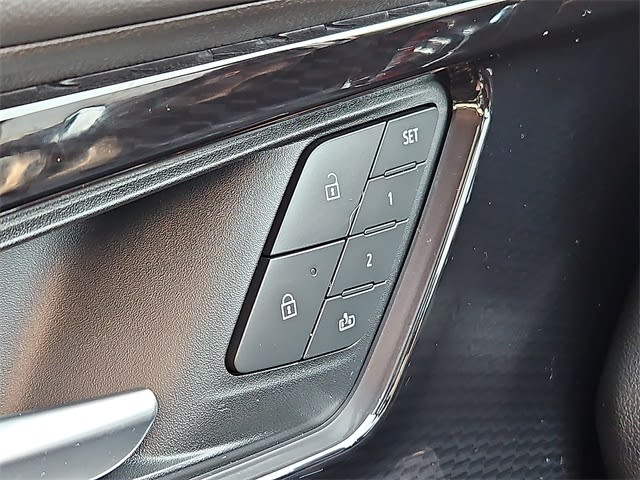 Thumbnail: 2025 Chevrolet Blazer EV - 16