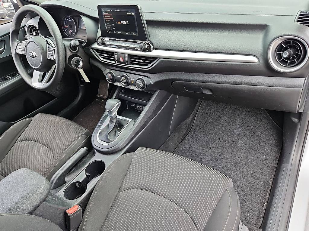 Thumbnail: 2020 Kia Forte - 33