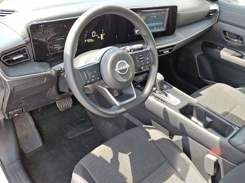 Thumbnail: 2025 Nissan Kicks - 12
