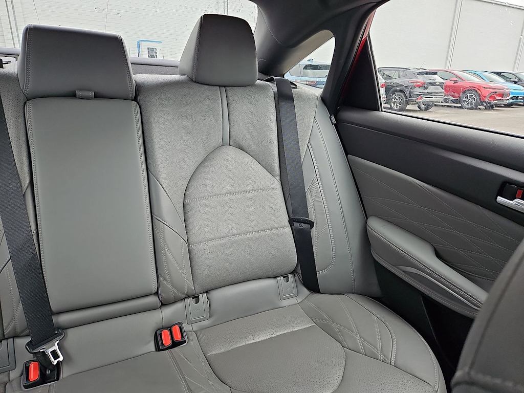 Thumbnail: 2020 Toyota Avalon - 25