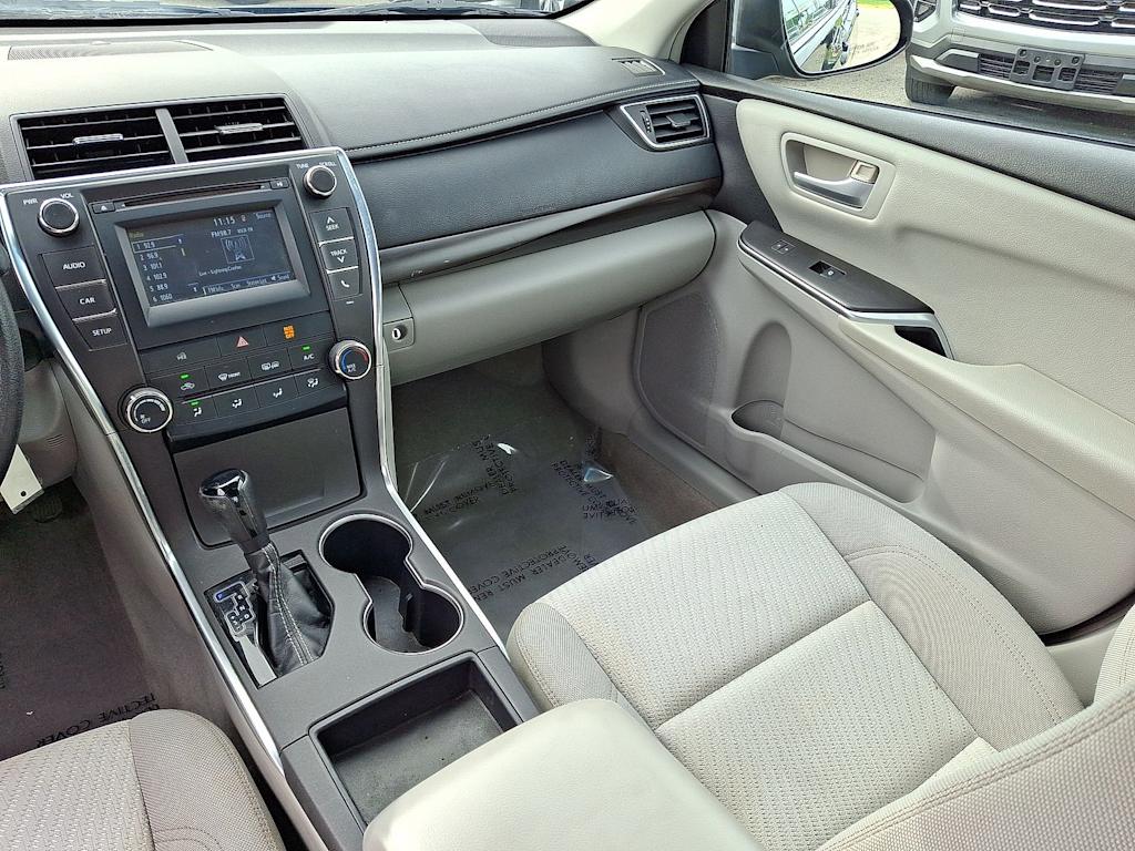 Thumbnail: 2016 Toyota Camry - 22