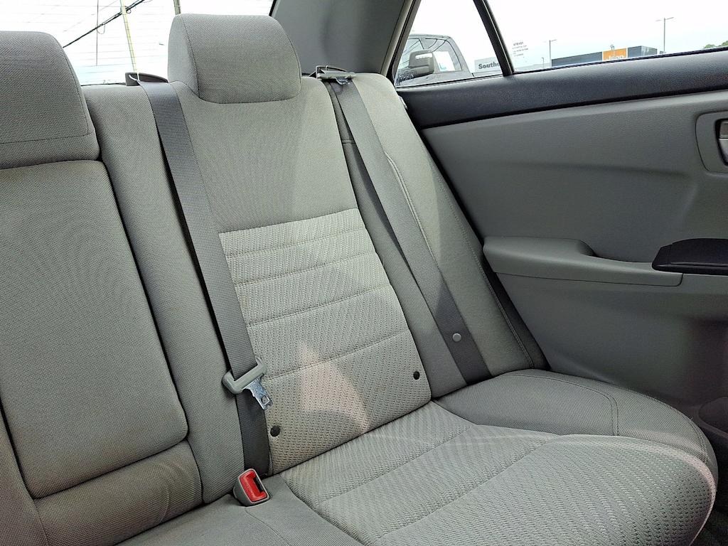 Thumbnail: 2016 Toyota Camry - 24