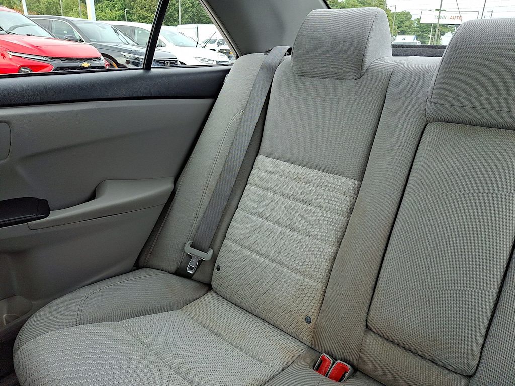 Thumbnail: 2016 Toyota Camry - 11