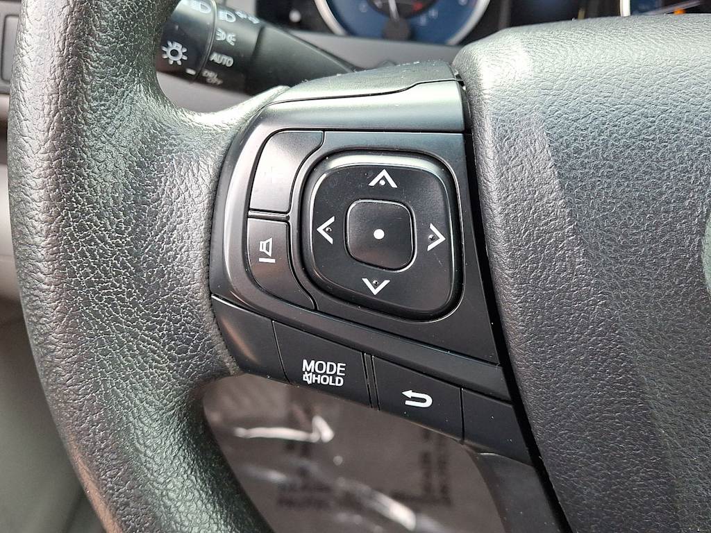 Thumbnail: 2016 Toyota Camry - 27