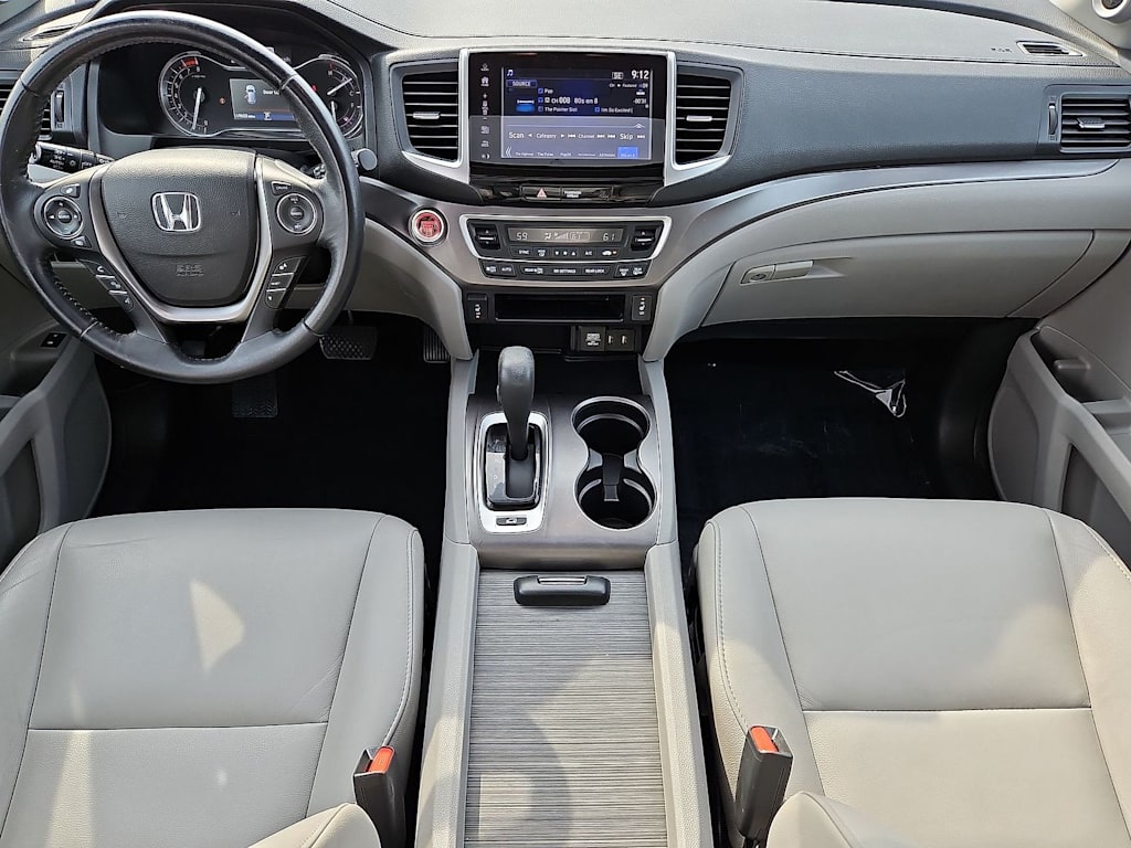 Thumbnail: 2018 Honda Pilot - 13
