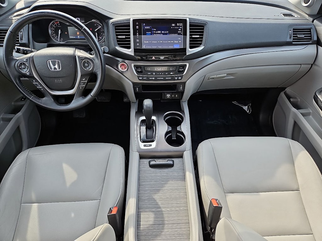 Thumbnail: 2018 Honda Pilot - 8