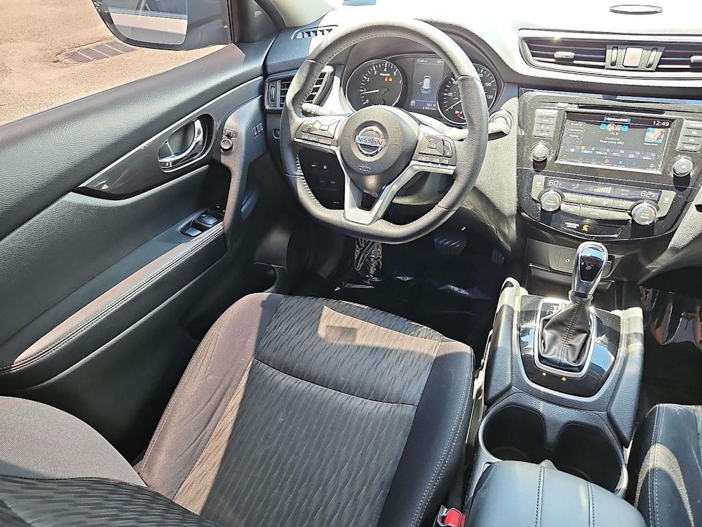 Thumbnail: 2018 Nissan Rogue - 2