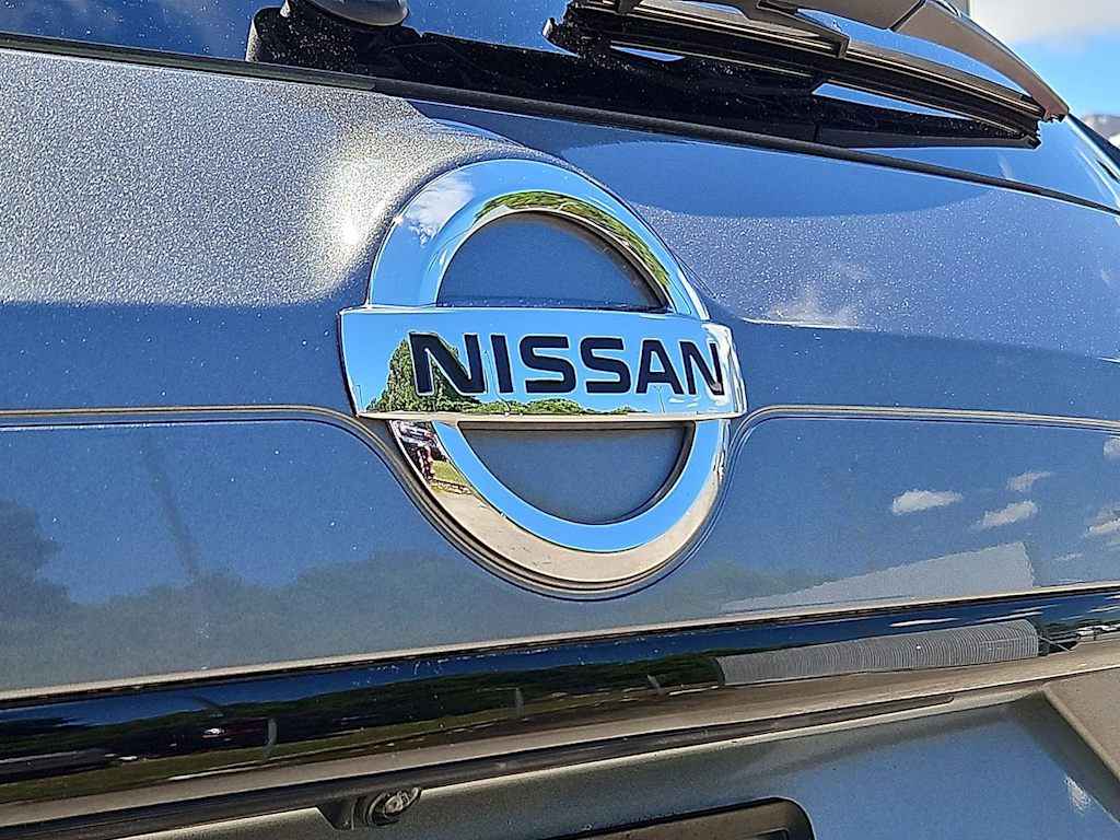 Thumbnail: 2018 Nissan Rogue - 5