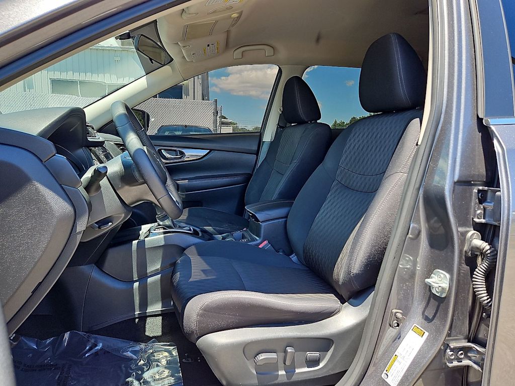 Thumbnail: 2018 Nissan Rogue - 9