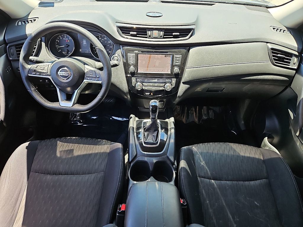 Thumbnail: 2018 Nissan Rogue - 32