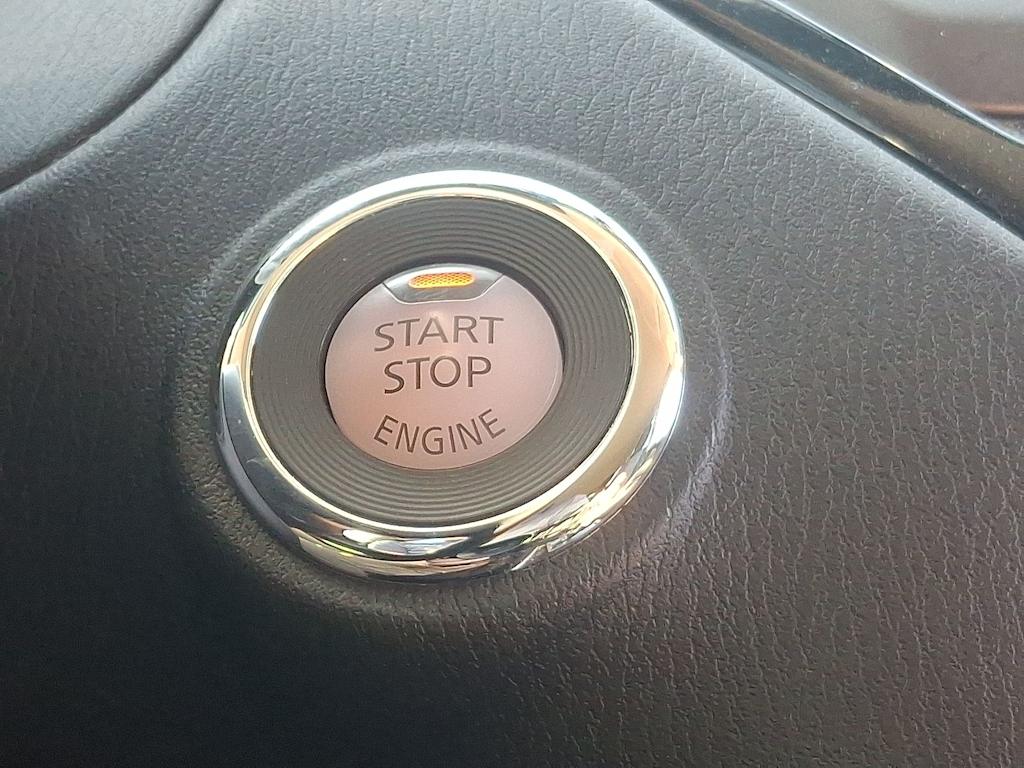 Thumbnail: 2020 Nissan Pathfinder - 20