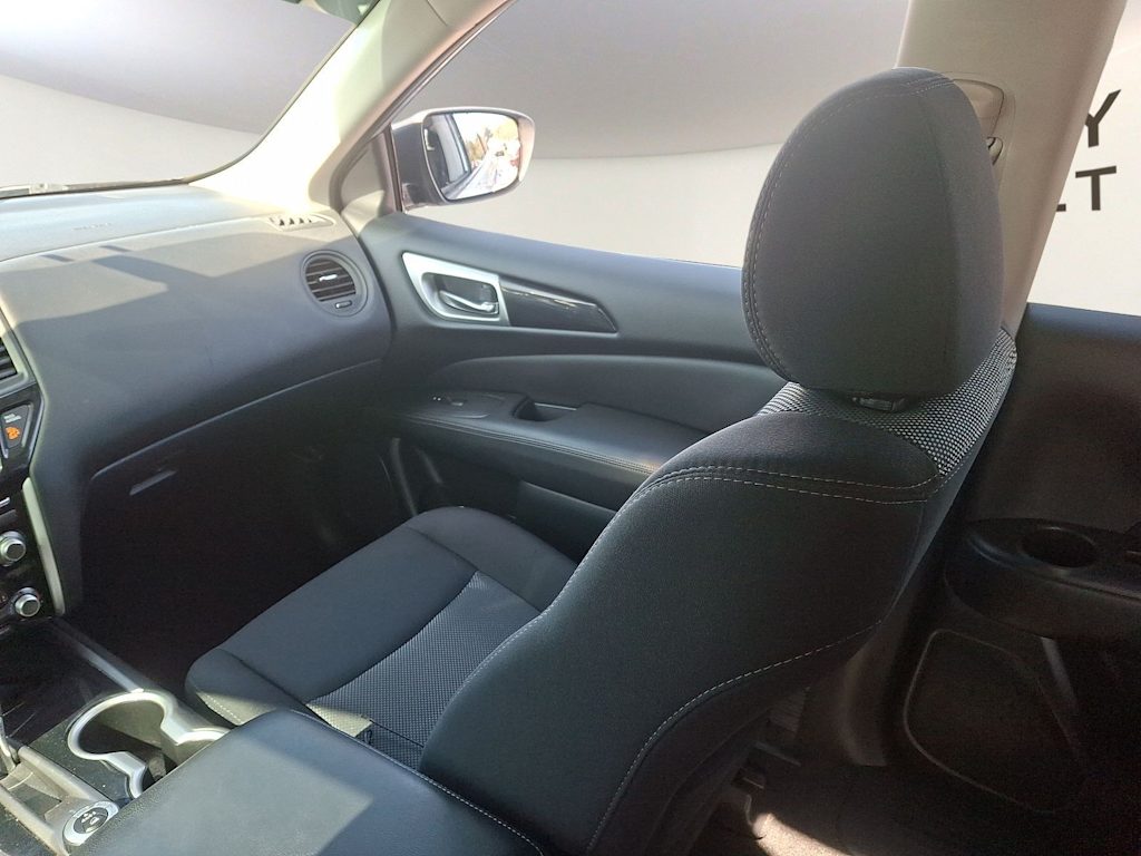 Thumbnail: 2020 Nissan Pathfinder - 6