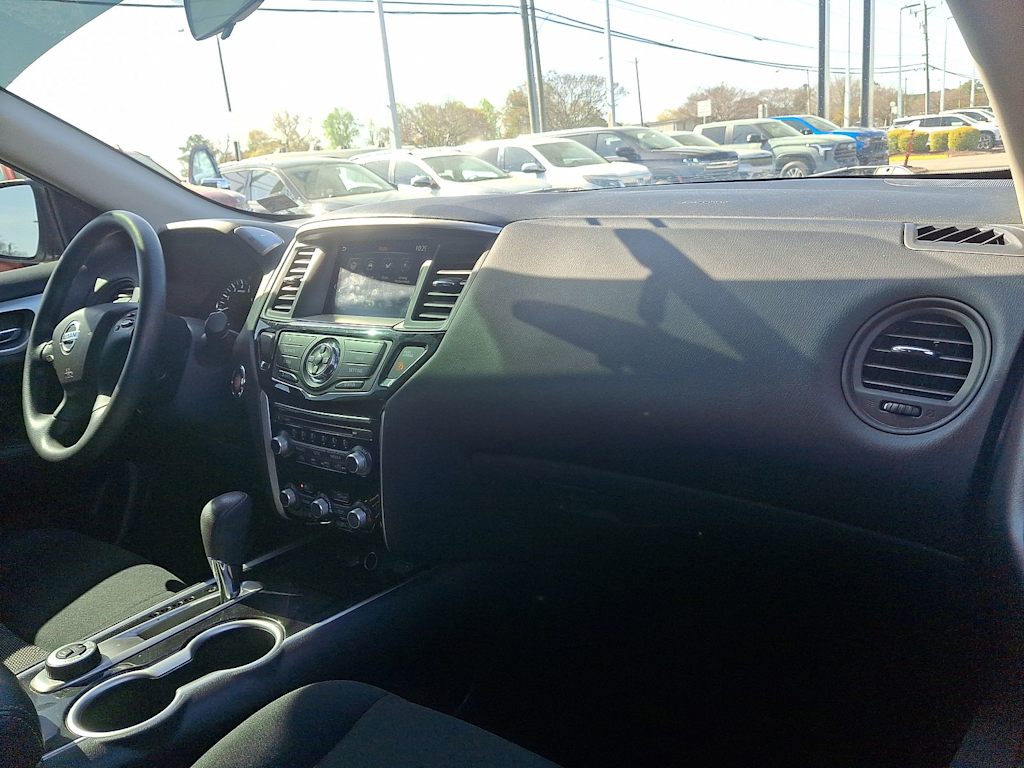 Thumbnail: 2020 Nissan Pathfinder - 27