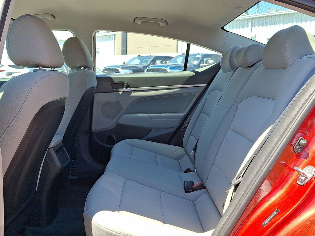 Thumbnail: 2018 Hyundai Elantra - 33