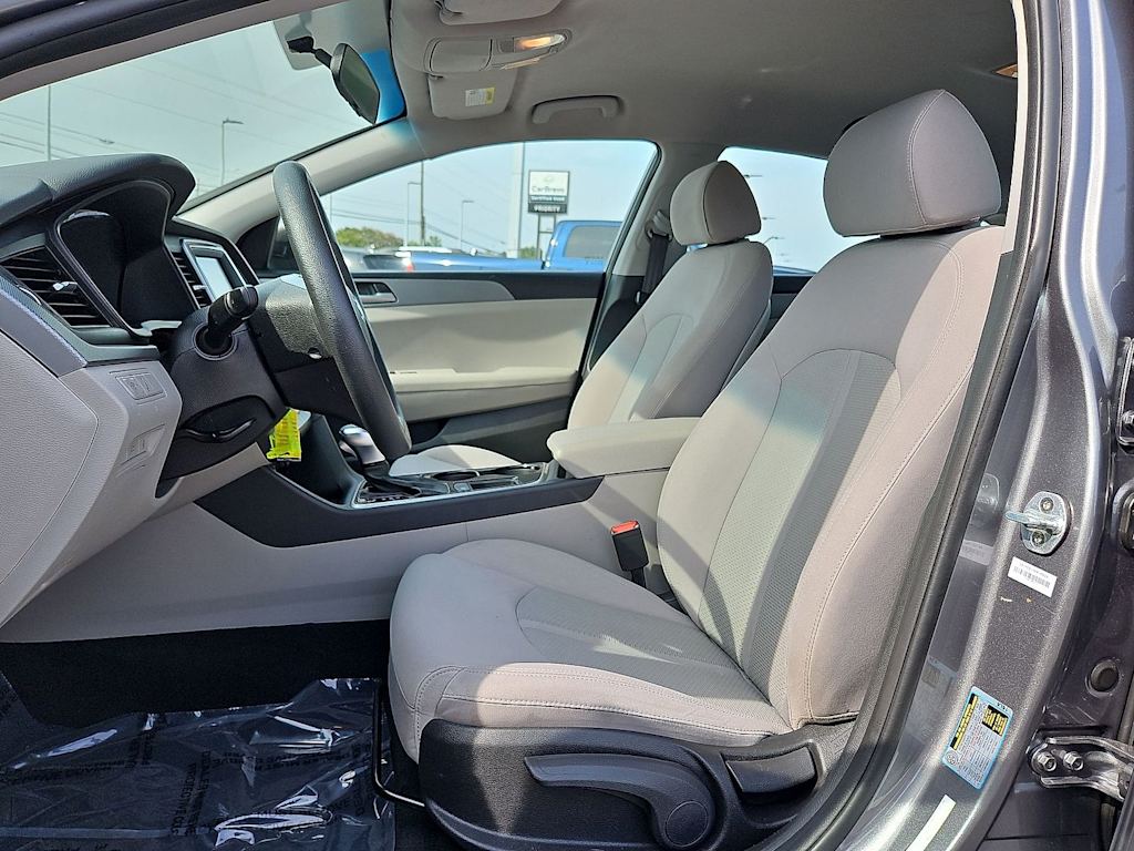 Thumbnail: 2018 Hyundai Sonata - 9