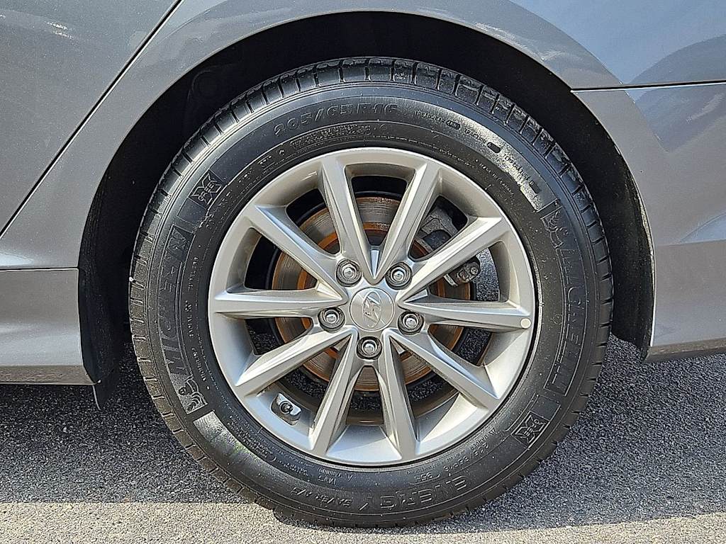 Thumbnail: 2018 Hyundai Sonata - 6