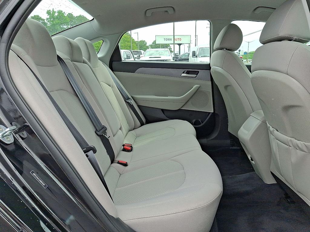 Thumbnail: 2018 Hyundai Sonata - 34