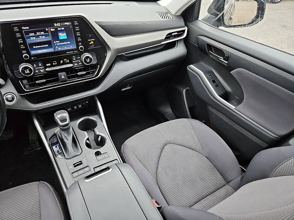 Thumbnail: 2021 Toyota Highlander - 12
