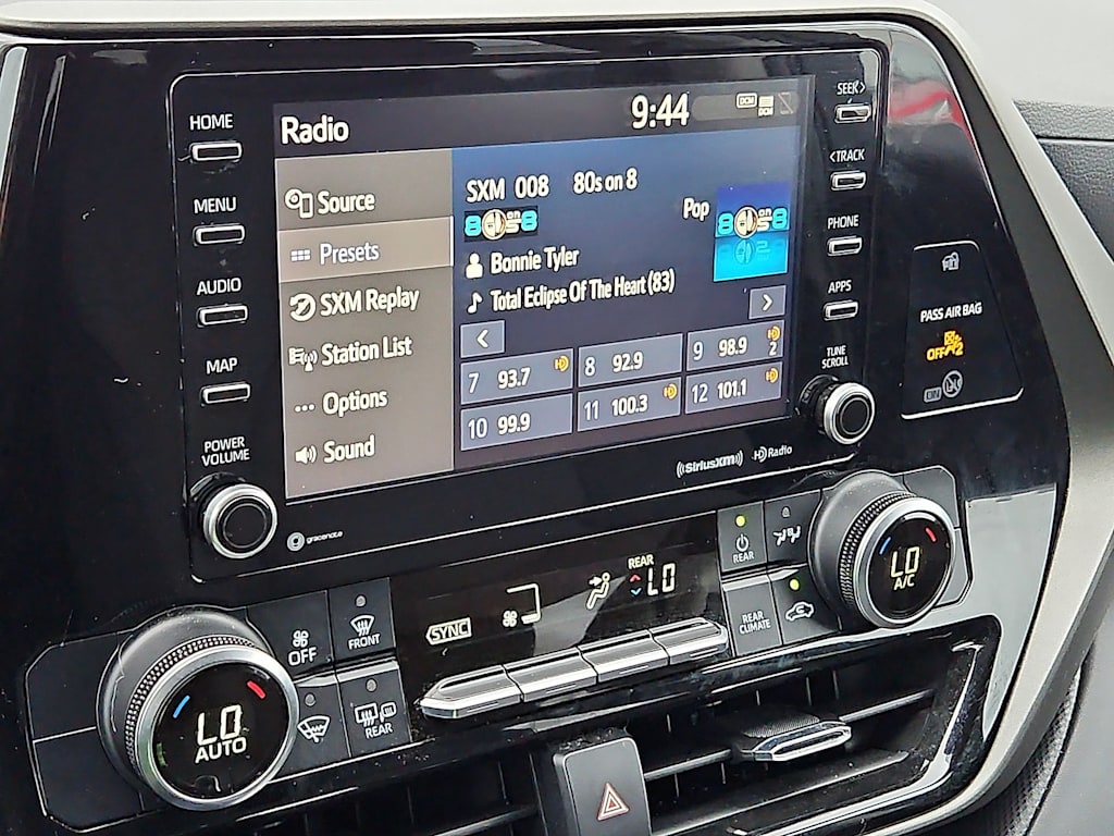 Thumbnail: 2021 Toyota Highlander - 14