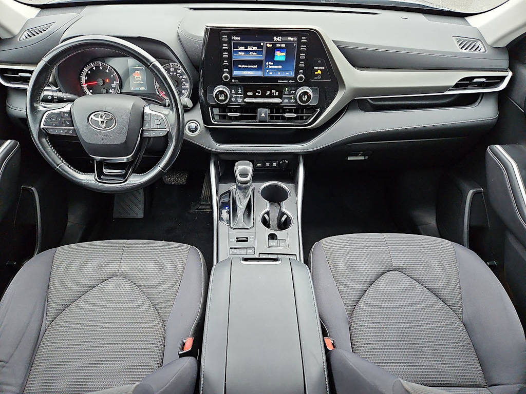 Thumbnail: 2021 Toyota Highlander - 29