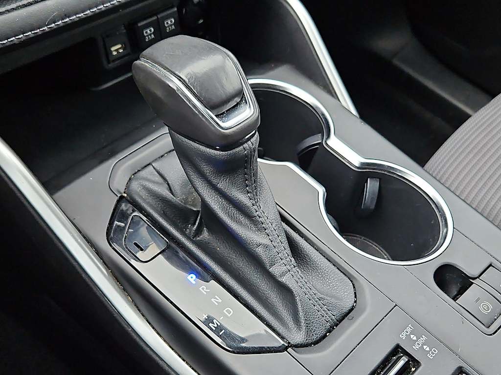 Thumbnail: 2021 Toyota Highlander - 15