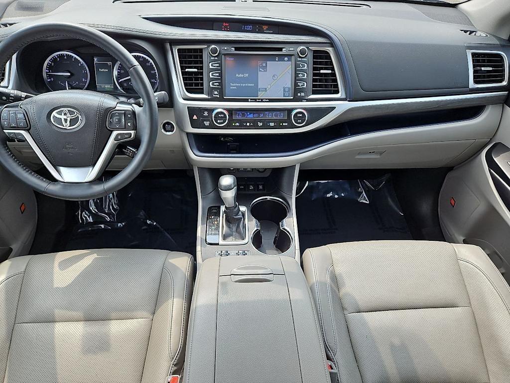 Thumbnail: 2019 Toyota Highlander - 14