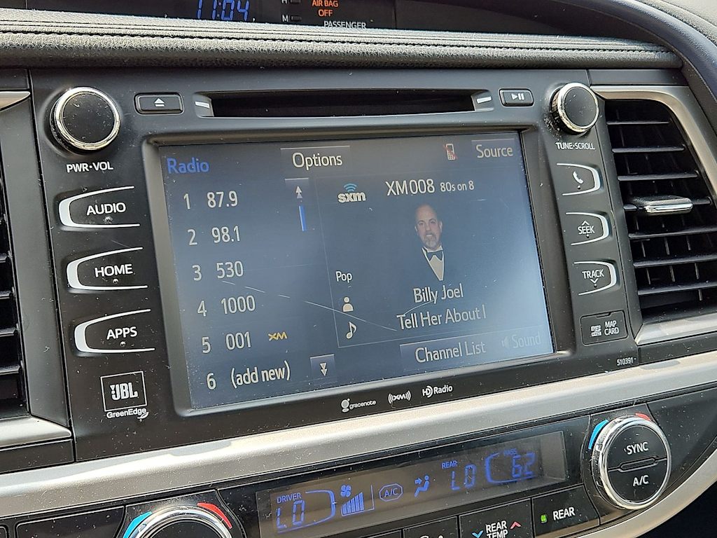 Thumbnail: 2019 Toyota Highlander - 15