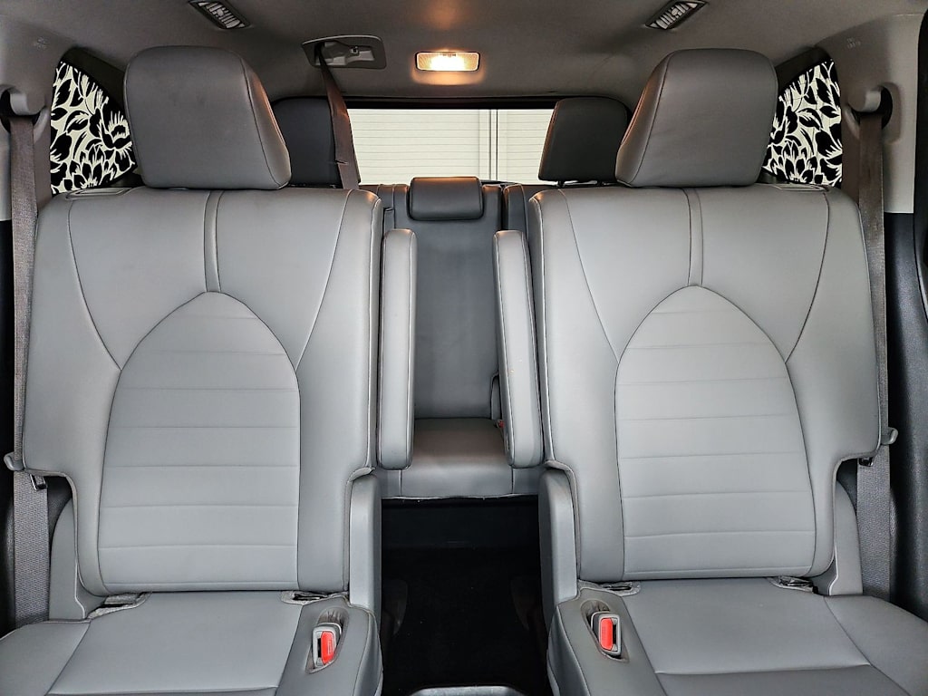 Thumbnail: 2021 Toyota Highlander - 25