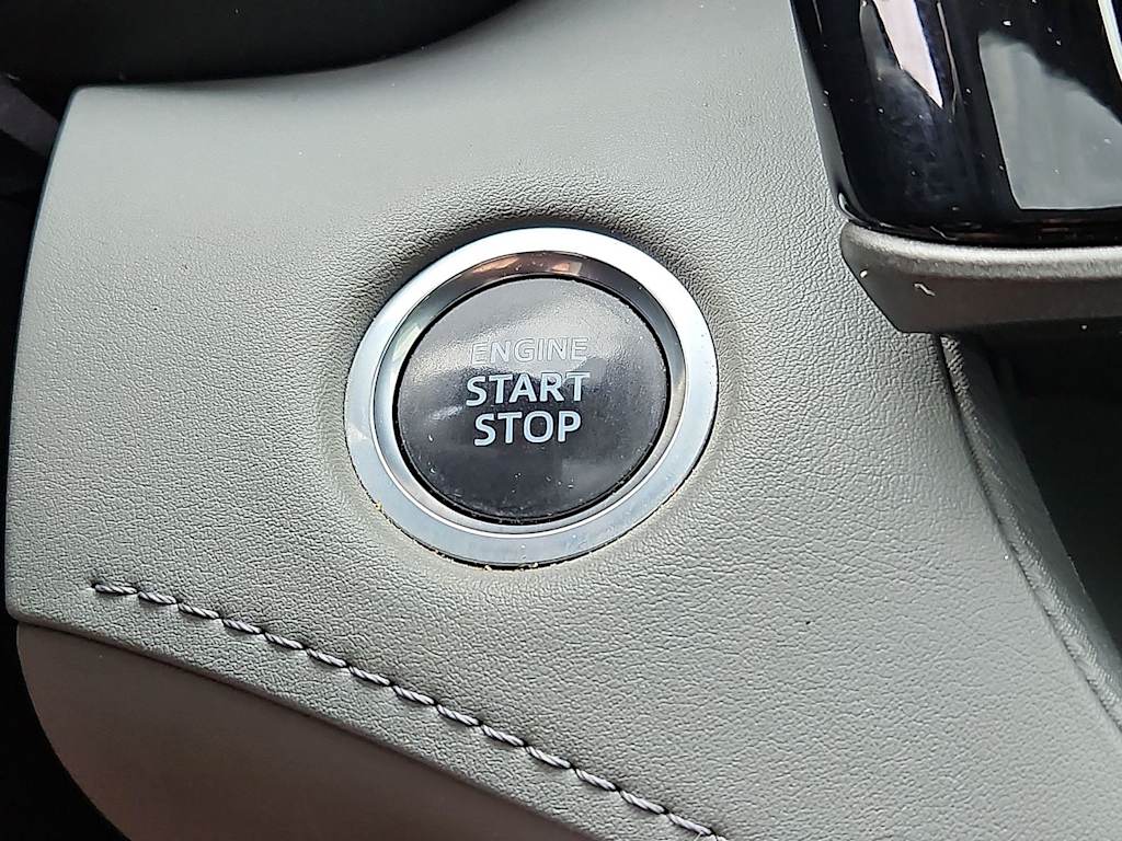 Thumbnail: 2021 Toyota Highlander - 29