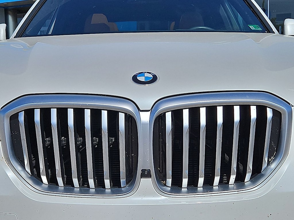 Thumbnail: 2025 BMW X5 - 38