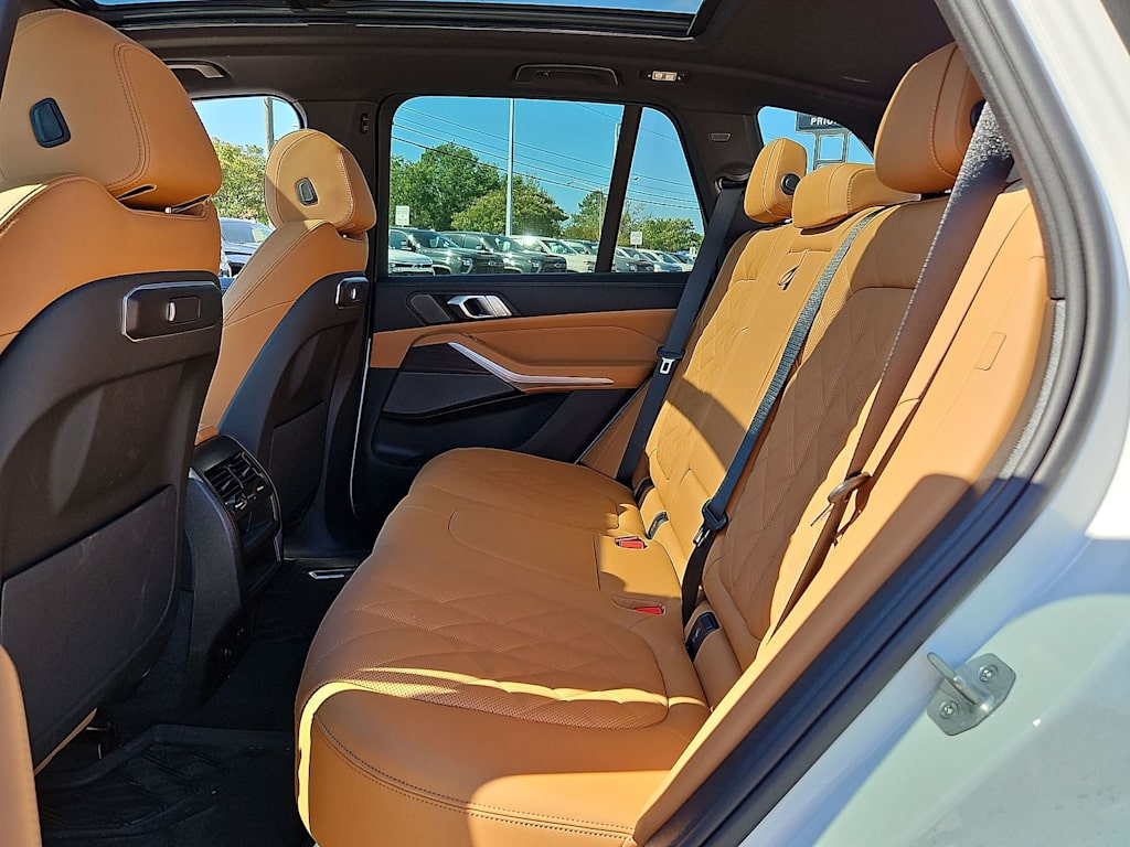 Thumbnail: 2025 BMW X5 - 35