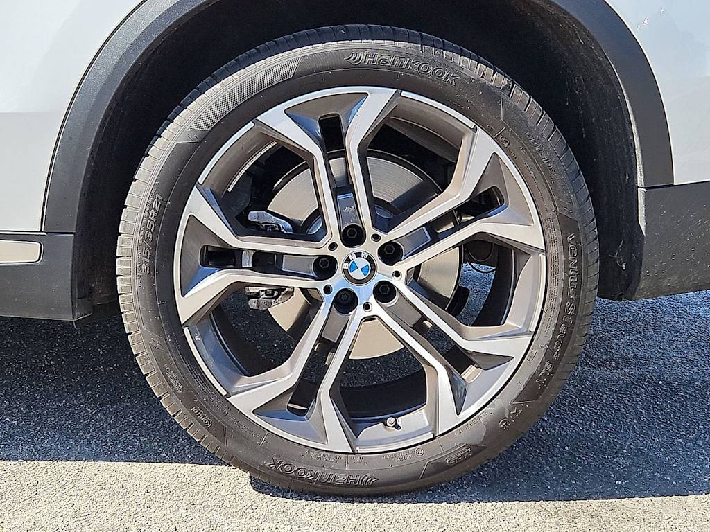 Thumbnail: 2025 BMW X5 - 7