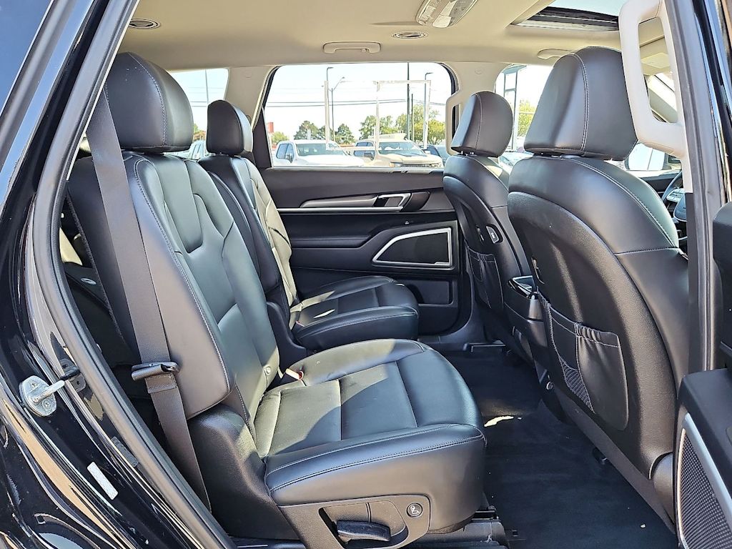 Thumbnail: 2022 Kia Telluride - 37